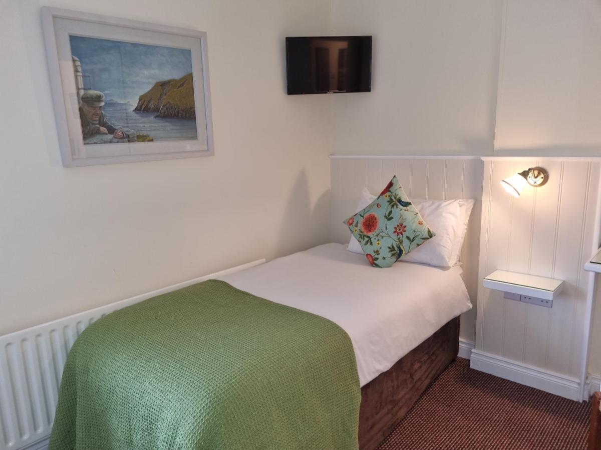 Ashe'S Accommodation ディングル エクステリア 写真